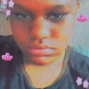 Meet your Posher, Janiah